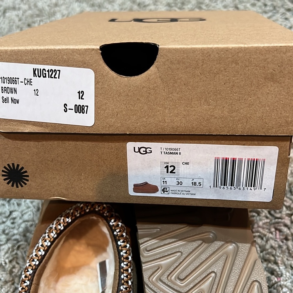 NEW Girls UGG Tasman II      Size 12T - Picture 7 of 8